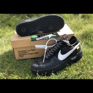 The Air Force 1 Low Off-White Black White
